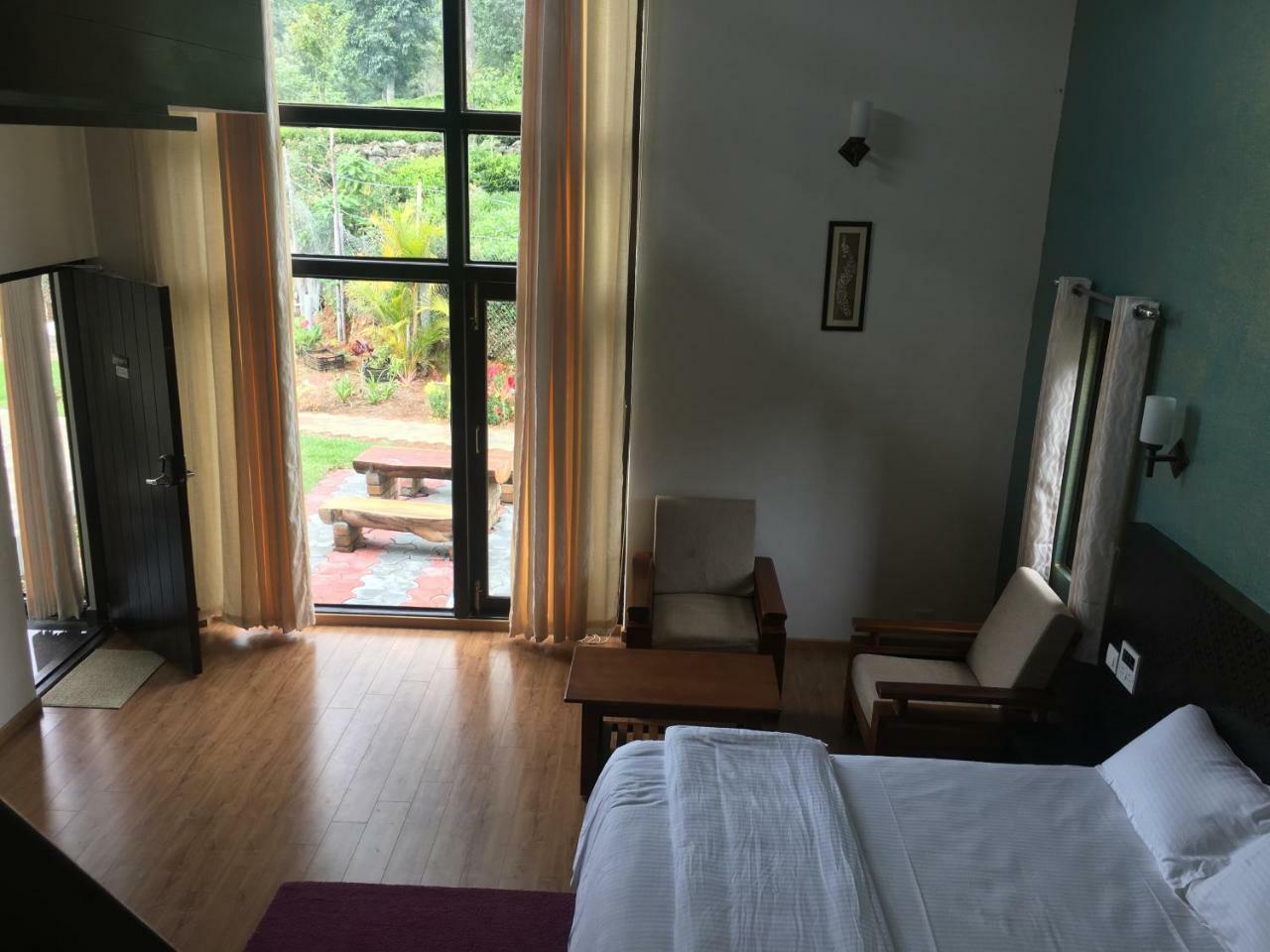 Silvertip Cafe & Homestay Kotagiri Zewnętrze zdjęcie